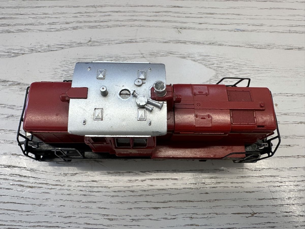 Märklin Modellini di ferrovie: Märklin 3065 DB BR 260 V60 TELEX – Usato da Lupsingen venduto da New-Haven 4