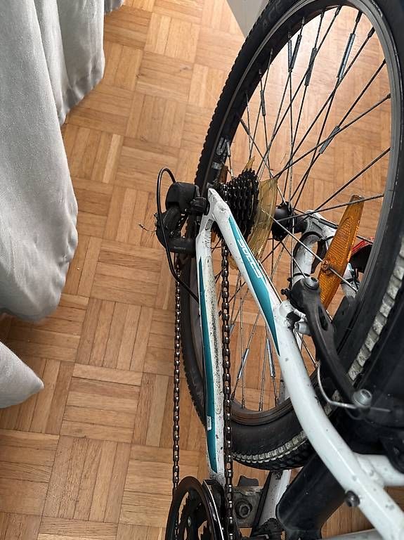 Velos: Mädchen Velo 24zoll – Gebraucht aus Muttenz von isa_79gy