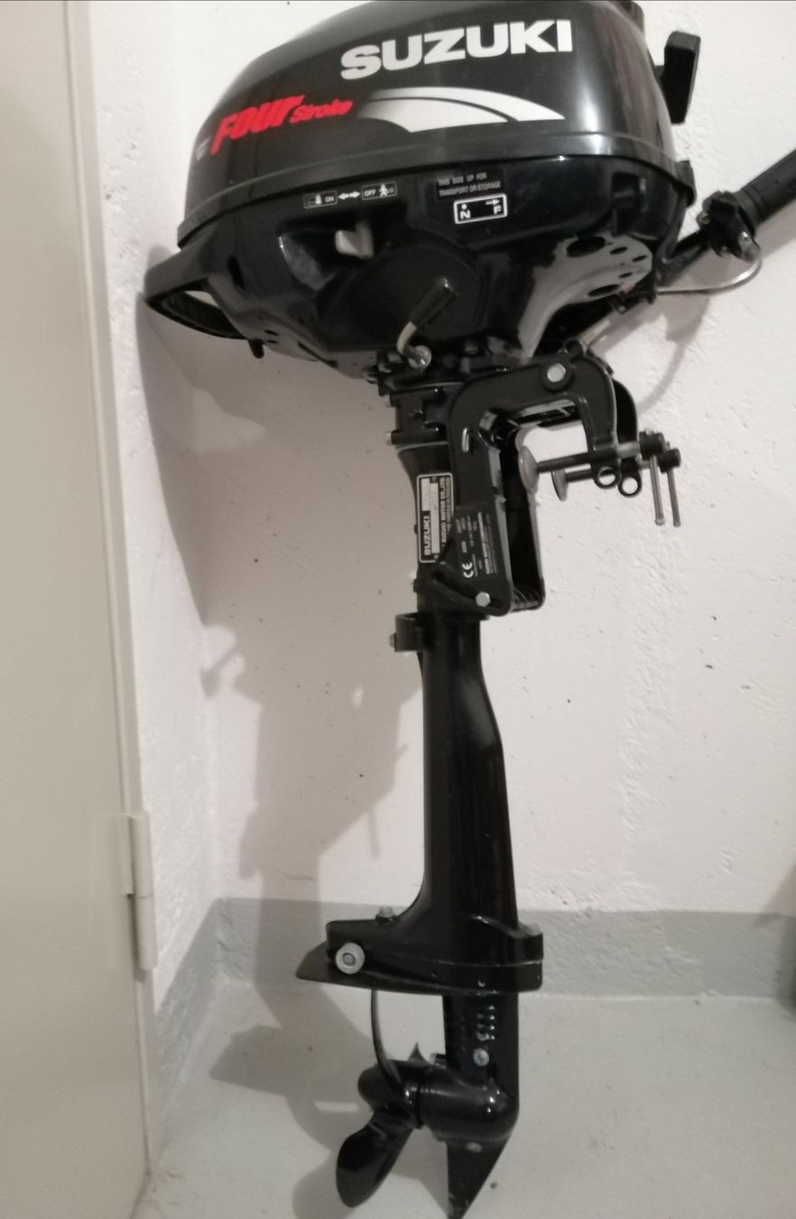 Suzuki Motori: Aussenborder Suzuki 2.5 PS – Usato da Cham venduto da ikarus42