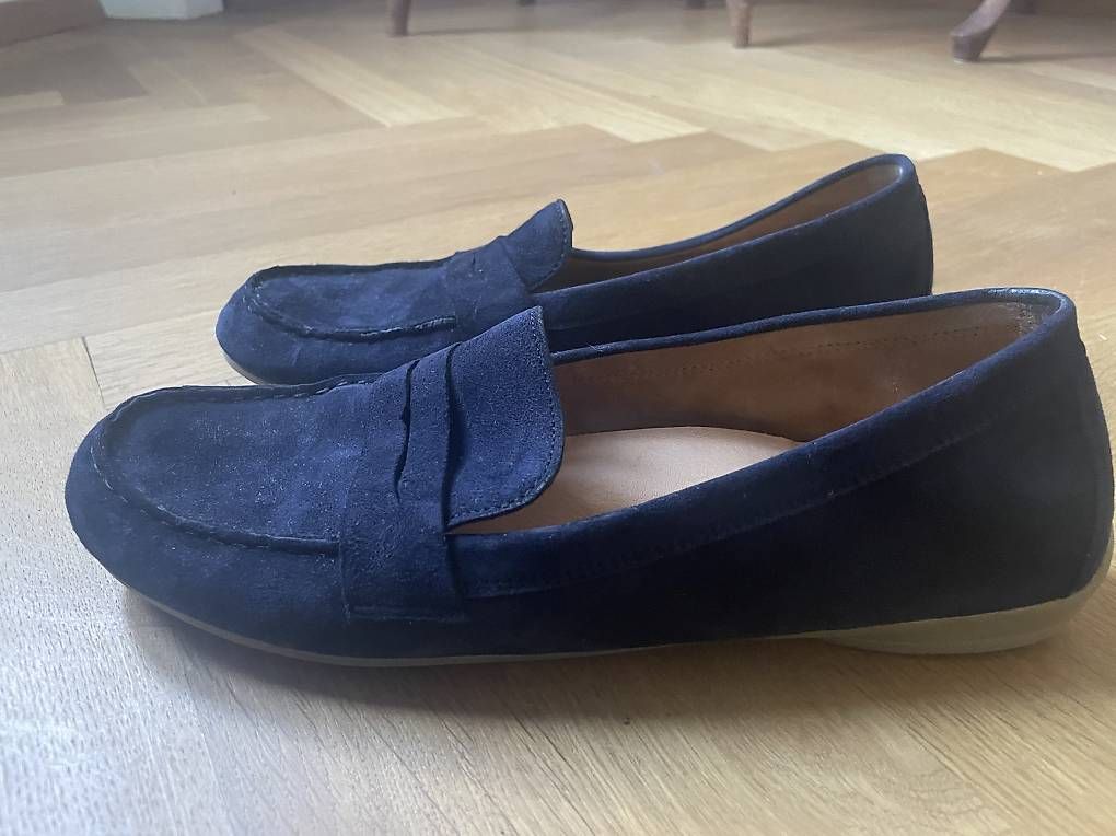 Gabor Chaussures femmes: Wunderschöne neue Mokkasins Halbschuhe 40 dunkelblau – D'occasion à Basel par caroleamshoppen 1