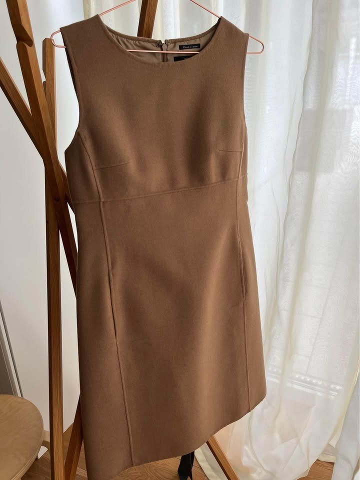 Max Mara Kleider: Max Mara Wool Dress (40) – Gebraucht aus Kilchberg ZH von deedee3