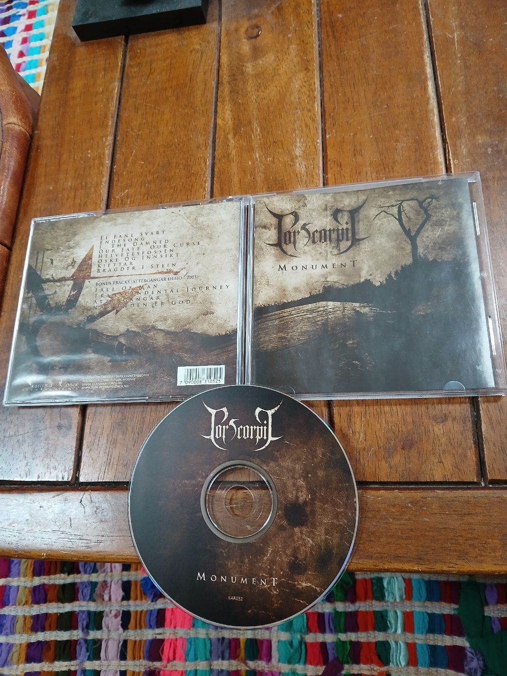 CD: cor scorpii- monument  – Usato da St-Cergue venduto da VeganWarrior