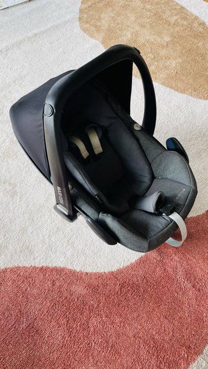 Maxi-Cosi Sièges auto: Babyschale Maxi-Cosi Pebble Plus – D'occasion à Zürich par lun_2p5r 1