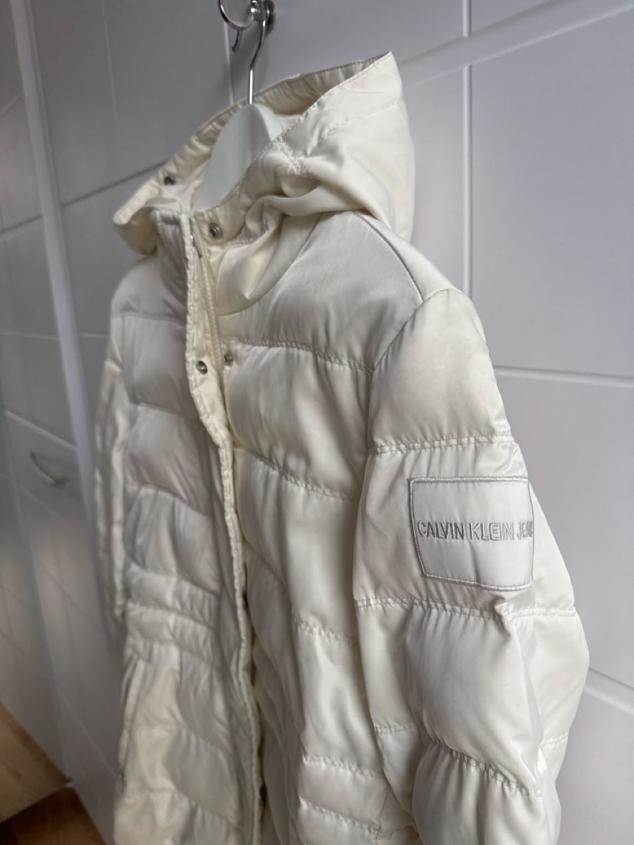 Calvin Klein Cappotti: Calvin Klein Daunenmantel, Grösse S – Usato da Zürich venduto da and_5bzx 3