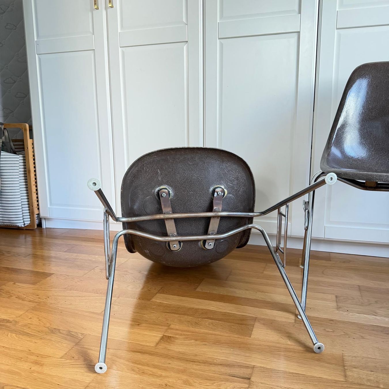 Vitra Sedie: Original Vintage Eames Fiberglass Chair – Usato da Zürich venduto da valentinacoluccia 2