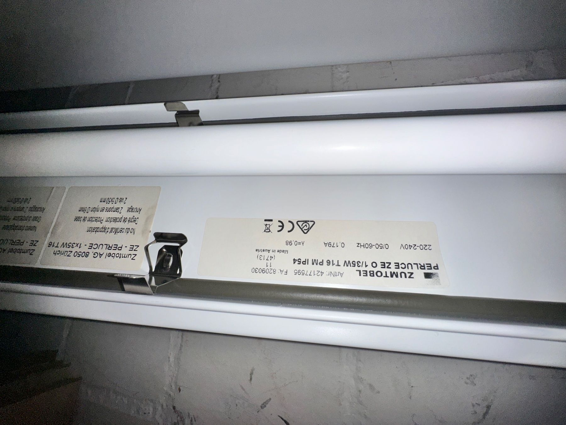 Zumtobel Lampade: Zumtobel Perluce Lampe 152cm – Usato da niederhasli venduto da rami016 2