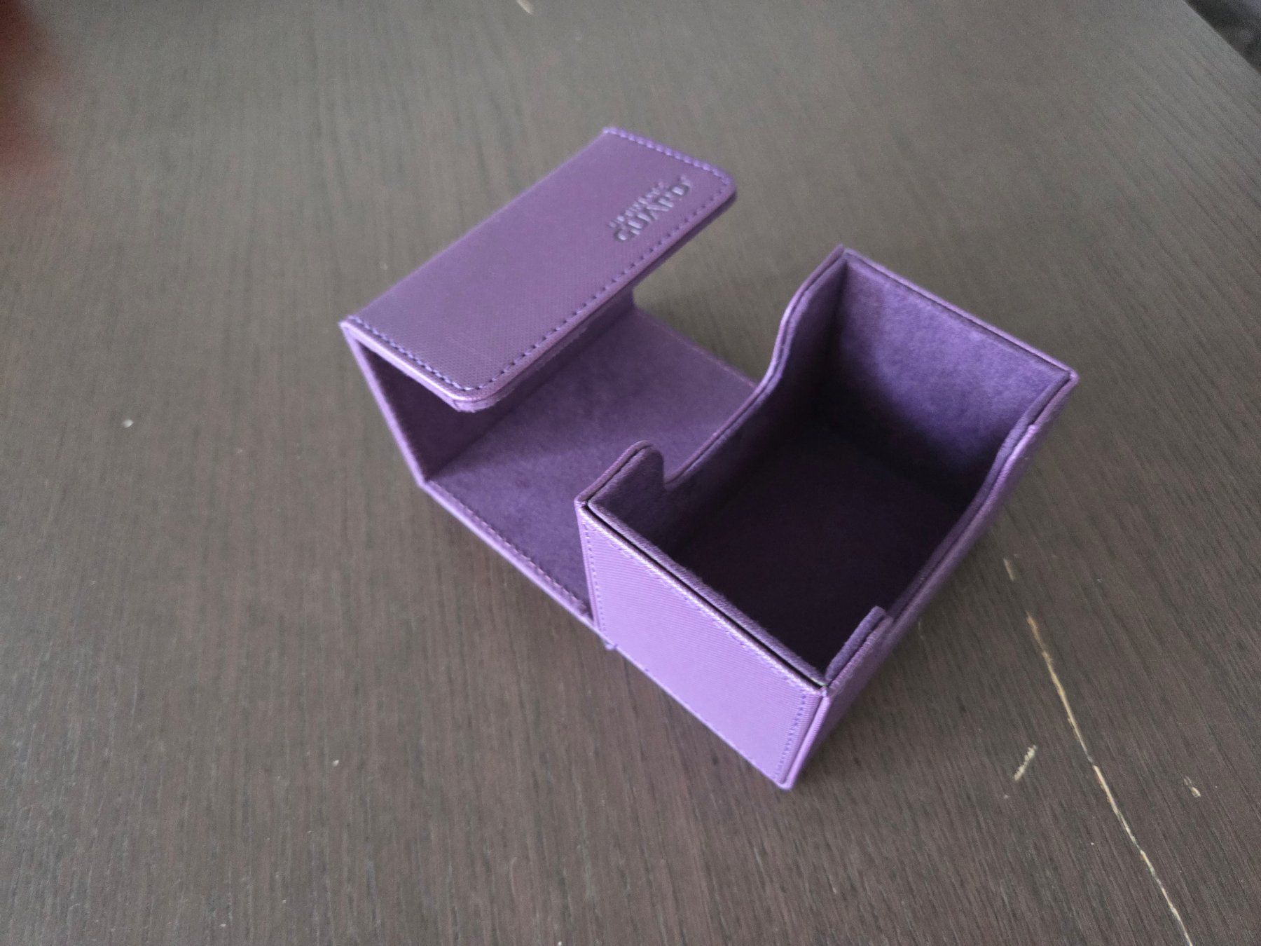 Carte collezionabili: Ultimate Guard Kartenbox XenoSkin Sidewinder Monocolor Viole – Usato da Kloten venduto da RedeyeCH 1