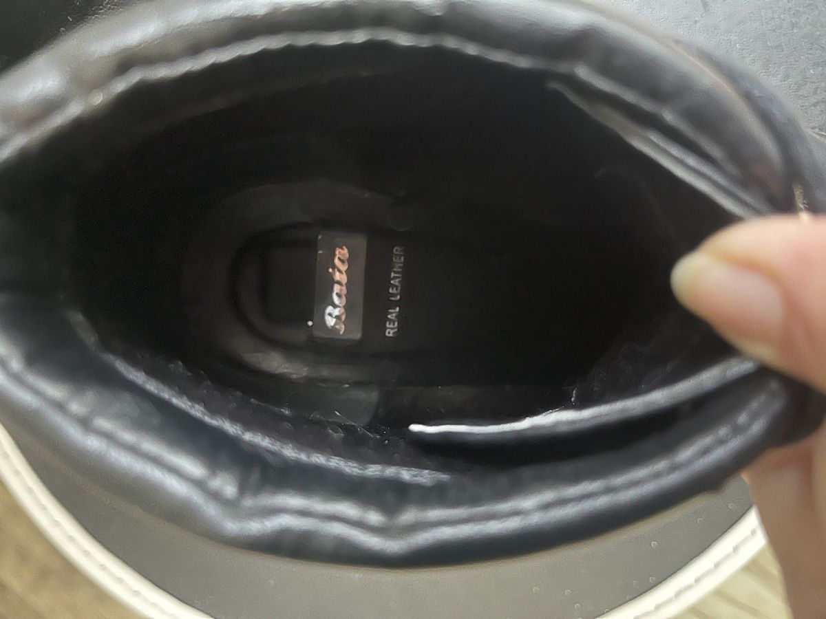 Scarpe da donna: Stivaletti neri Bata con  tacco. – Usato da Novaggio venduto da Sabi-Pearl 2