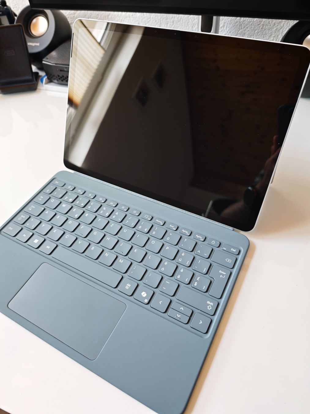 Microsoft Tablet PC: Microsoft Surface Pro - Copilot+ PC - 12" - 256 Go, 16 Go – Usato da Neyruz FR venduto da PaDu_4 1