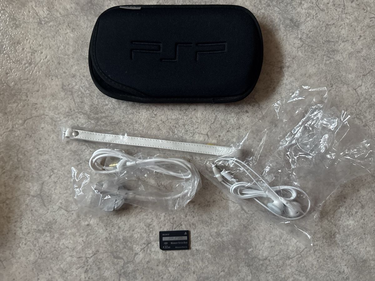 Sony Console: Psp 1004 – Usato da Fribourg venduto da dio_79ds 3
