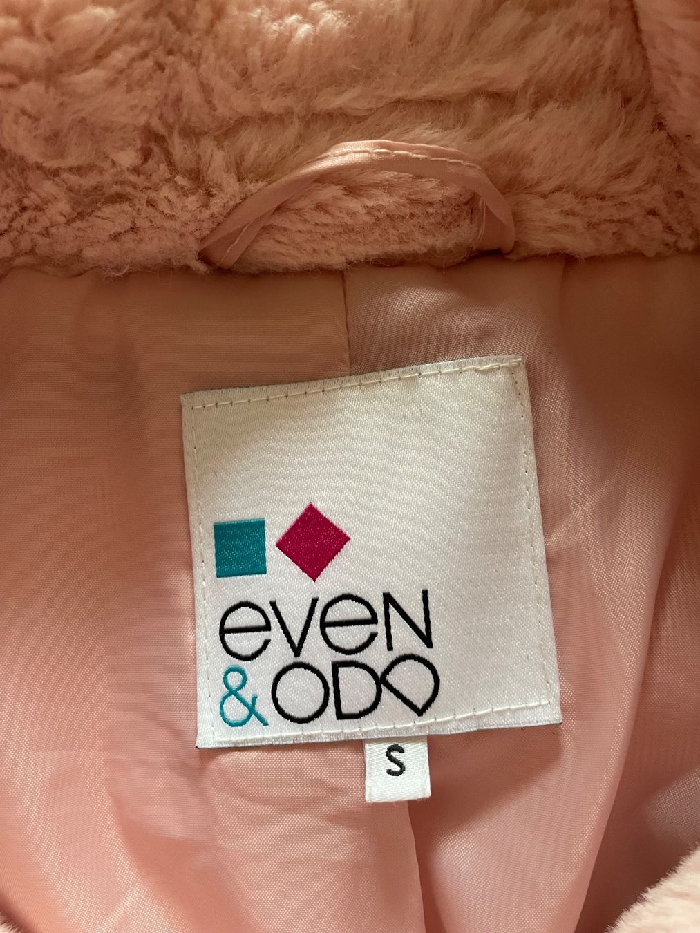 Jacken: Kunstfell Jacke rosa - Even&Odd, Gr S – Gebraucht aus Greifensee von tum_yl2l 1