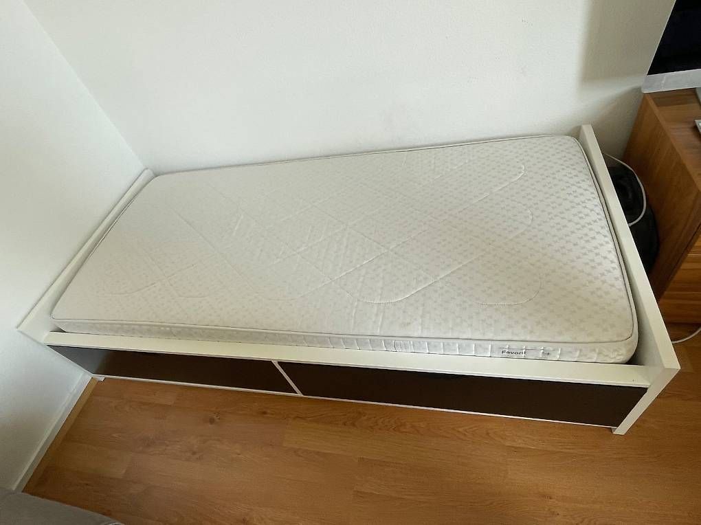 Letti: Lit + matelas – Usato da Attalens venduto da cls_hkb2