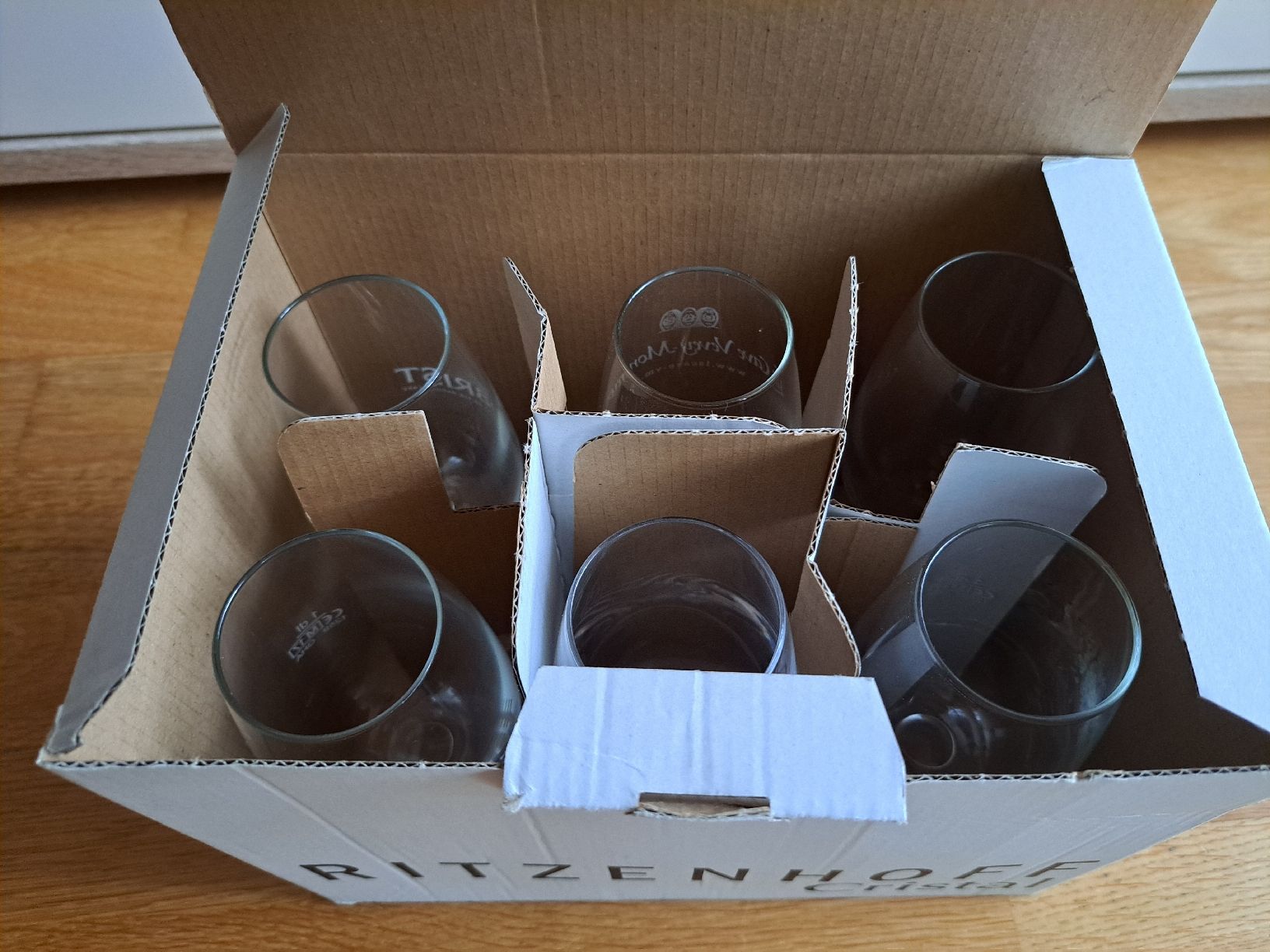 Gläser: Weingläser, 6er-Pack – Gebraucht aus Morens FR von Kiscica 6