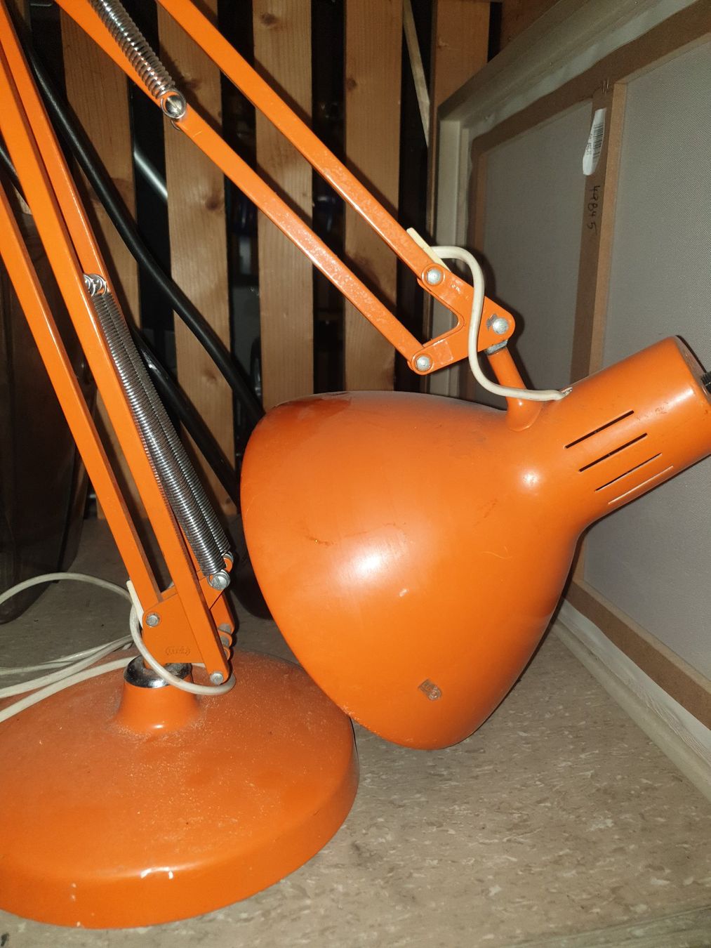 Luxo Lampen: Luxo 70' – Gebraucht aus Ecublens VD von Netfinity