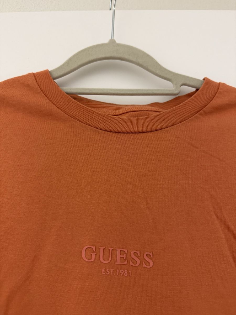 Guess T-Shirts: T-shirt GUESS M  – Gebraucht aus Emmen von mar_7wfr 1