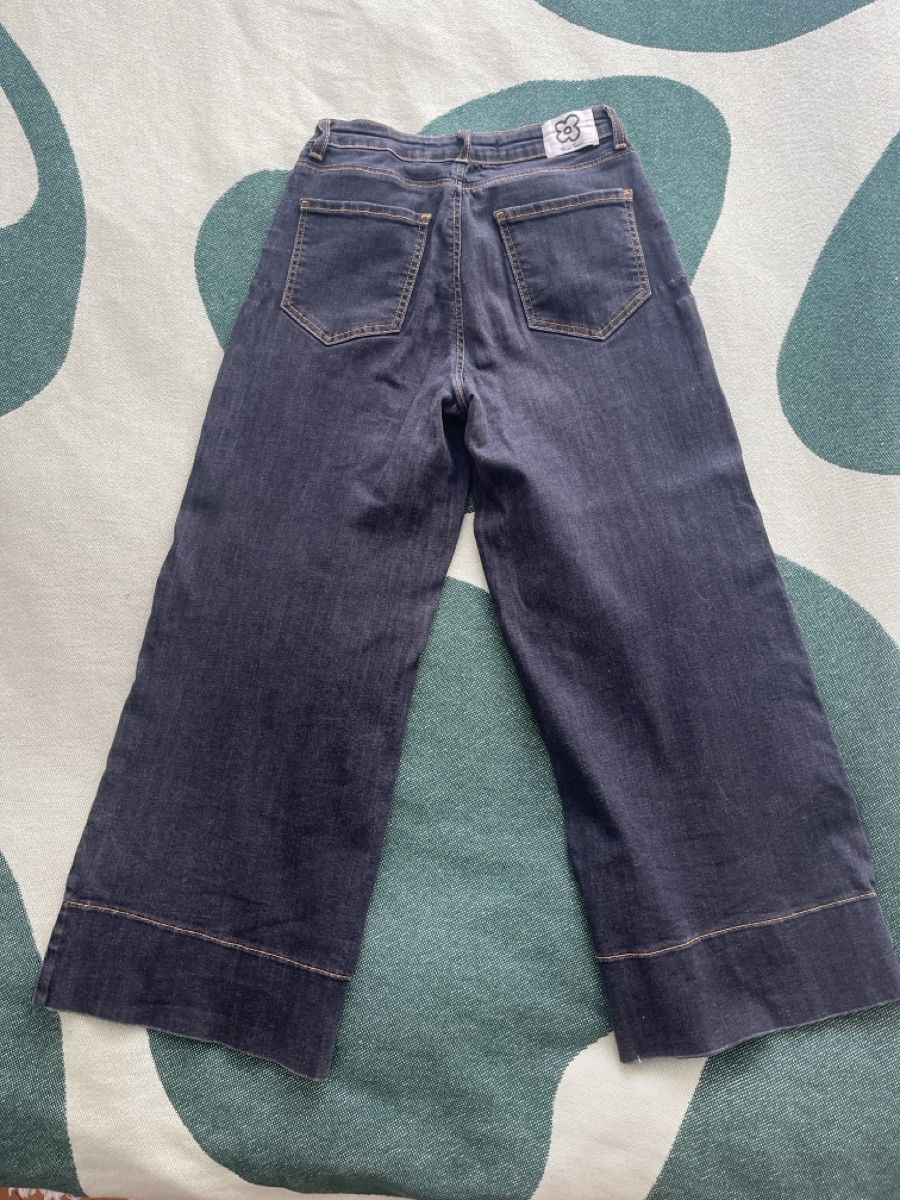 Jeans: schwarze, weite Jeans – Usato da Andwil SG venduto da sas_m9tn 1