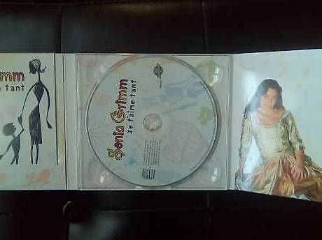 CD: CD Sonia Grimm Je t'aime tant – Usato da Icogne venduto da luna.16 1