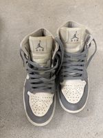 Original Air Jordan 1 Mid, Grau/Weiss, Grösse 40