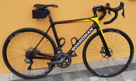 Vélo de course Boardman carbone noir jaune cadre L occasion
