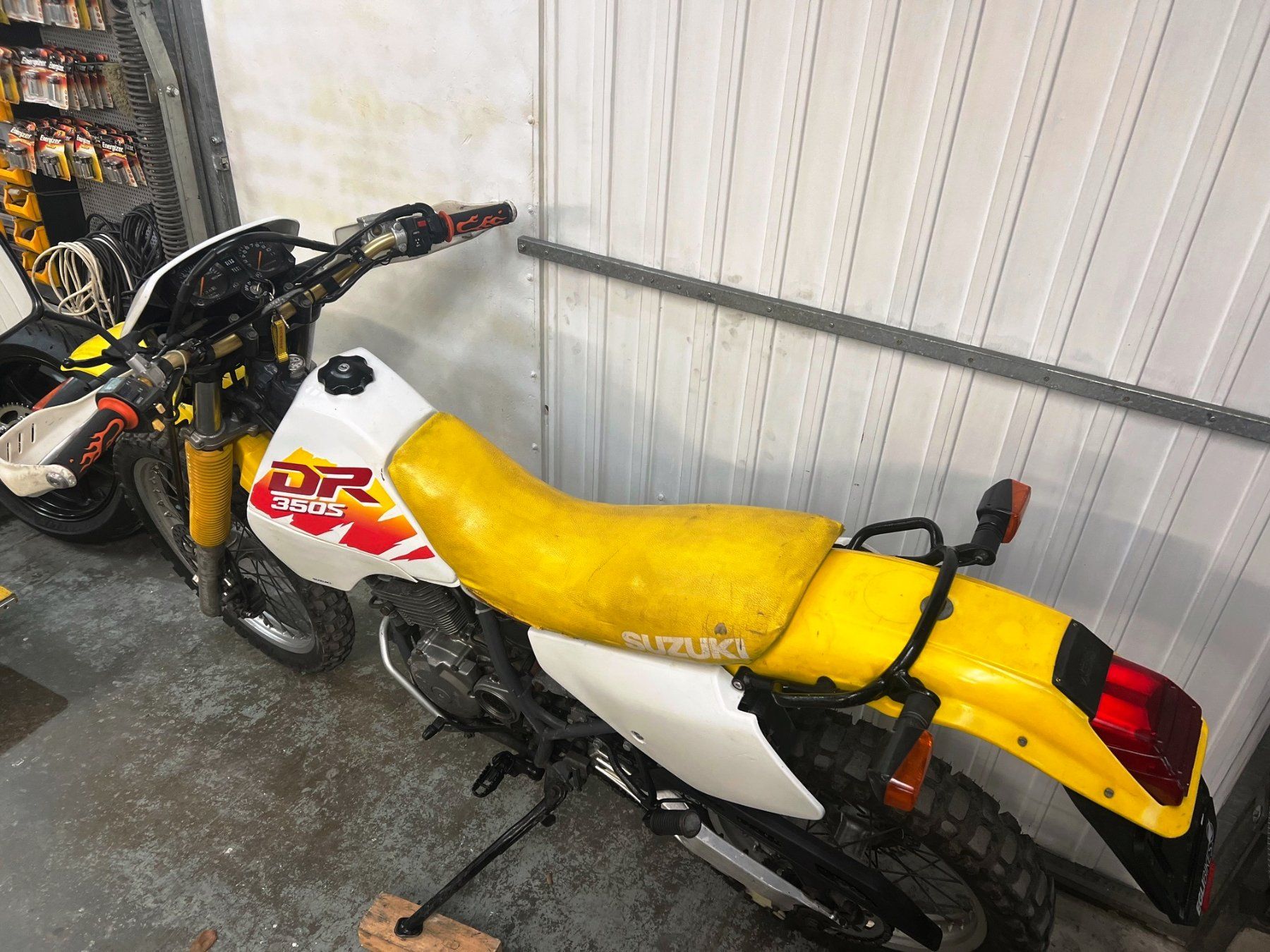 Suzuki Enduro: Suzuki DR 350 S – Gebraucht aus Glattfelden von  7