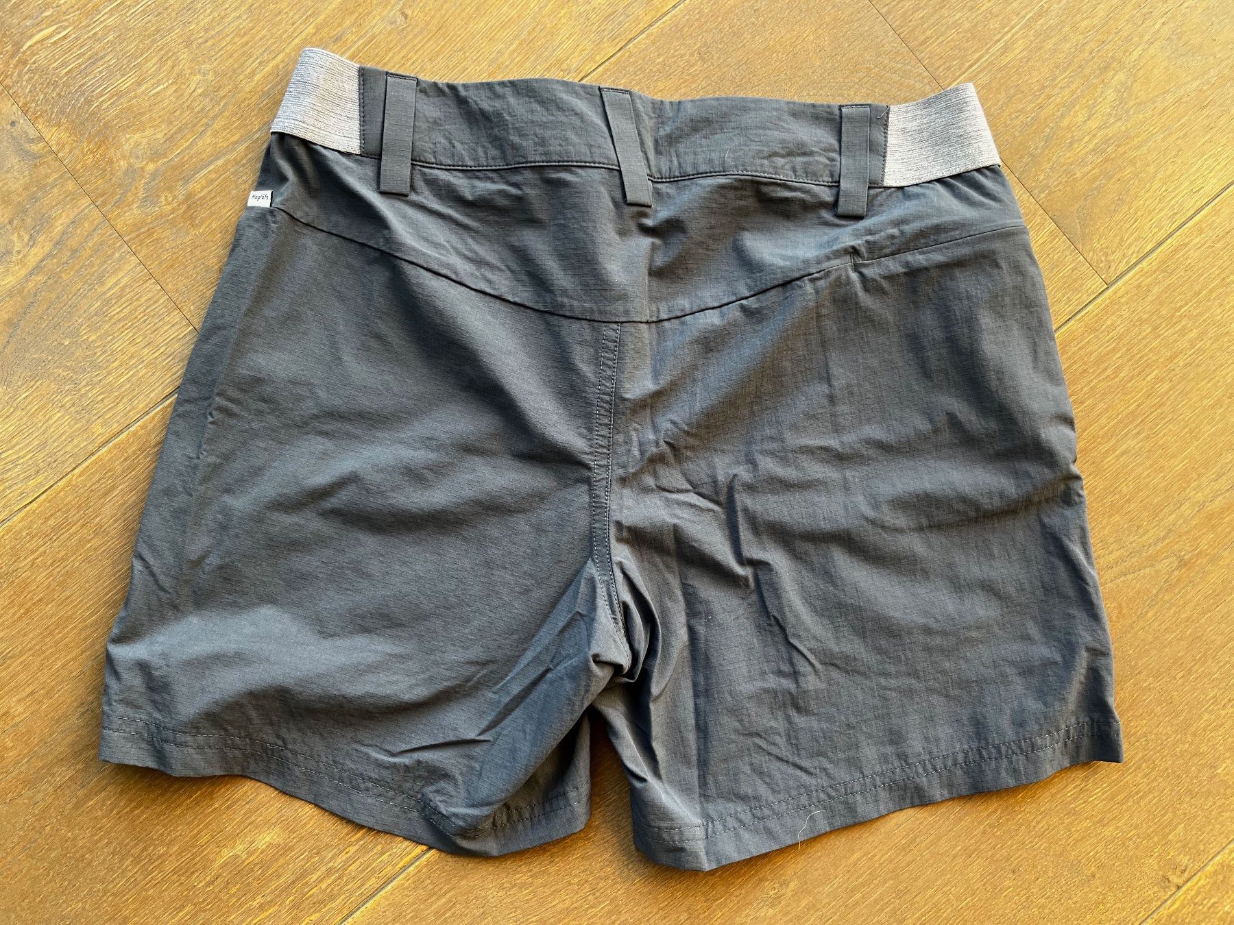 Haglöfs Hosen: Short Haglöfs taille 36 – Gebraucht aus Develier von lili_1 2