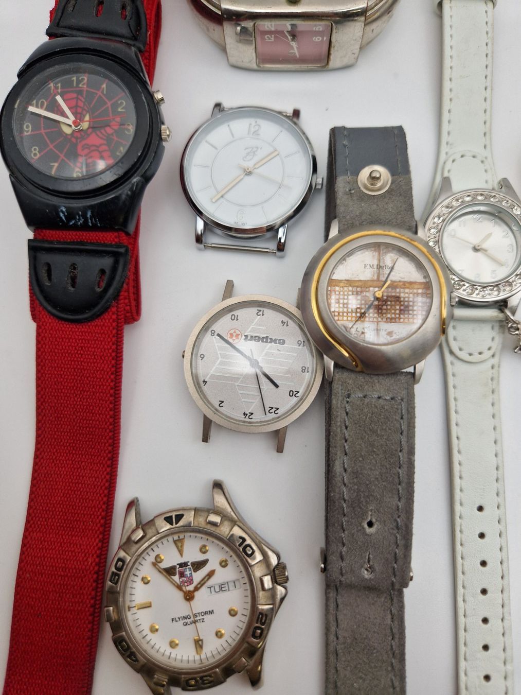 Orologi: Lot montres à quartz – Difettoso da Sembrancher venduto da nat_k8yk 1