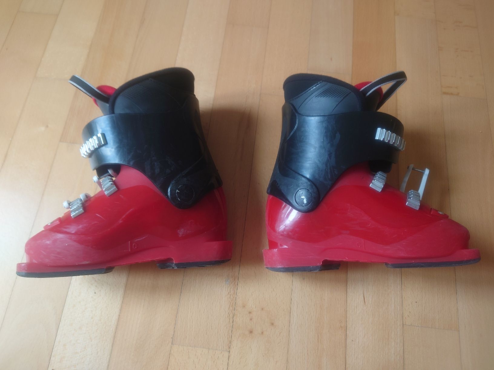 Scarpe per ragazzi: Kinder Ski Schuhe – Usato da Boningen venduto da Swyt 1