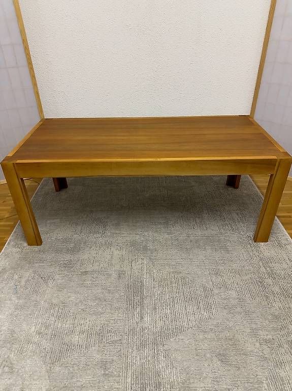 Tavoli: Massiver Couchtisch – Usato da Effretikon venduto da bek_6sgb 1