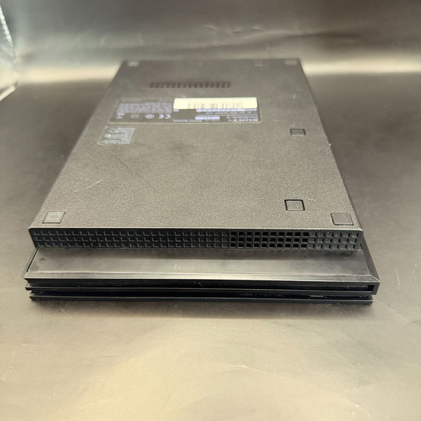 Sony Console: Playstation 2 Slim – Usato da Düdingen venduto da Nerdworld 8