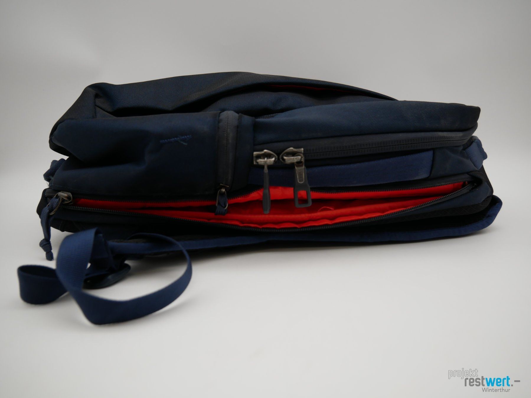 Zaini: THULE Subterra Laptop-Rucksack Blau 30l, 15.60" – Nuovo (secondo la descrizione) da Winterthur venduto da Restwert_Winterthur 4