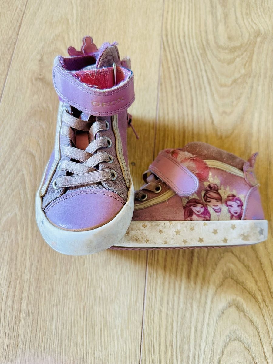 Geox Scarpe per ragazze: GEOX Mädchen Sneakers Gr. 29 – Usato da Winterthur venduto da fcg_q8t5 1