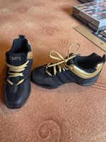 Schwarze Sportschuhe, Grösse 38, neuwertig für den Sport!