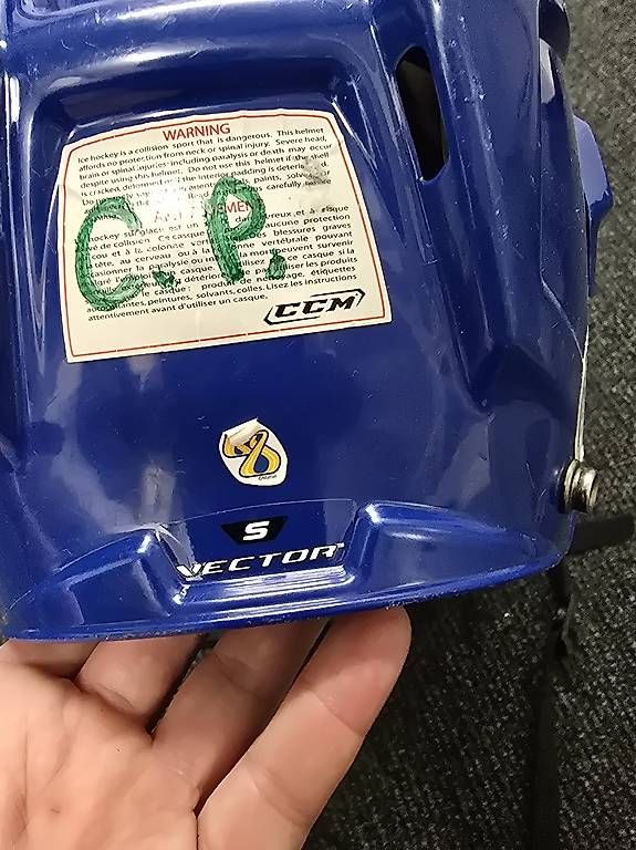 Helme: Hockeyhelm – Gebraucht aus Wichtrach von hanka85 2