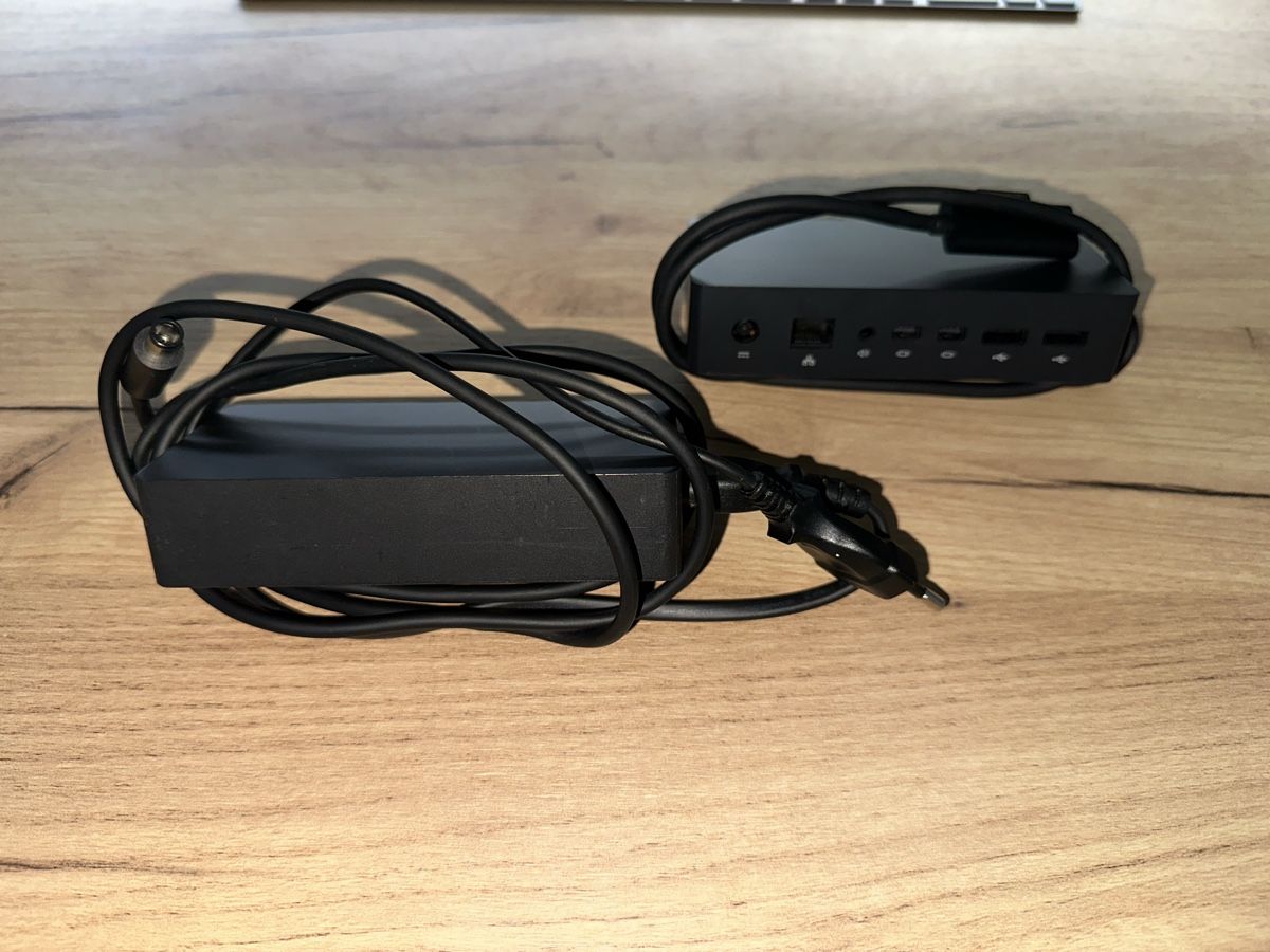 Microsoft Dockingstation: Microsoft Dockingstation - Surface Dock – Gebraucht aus Hilterfingen von jmrhrt 1