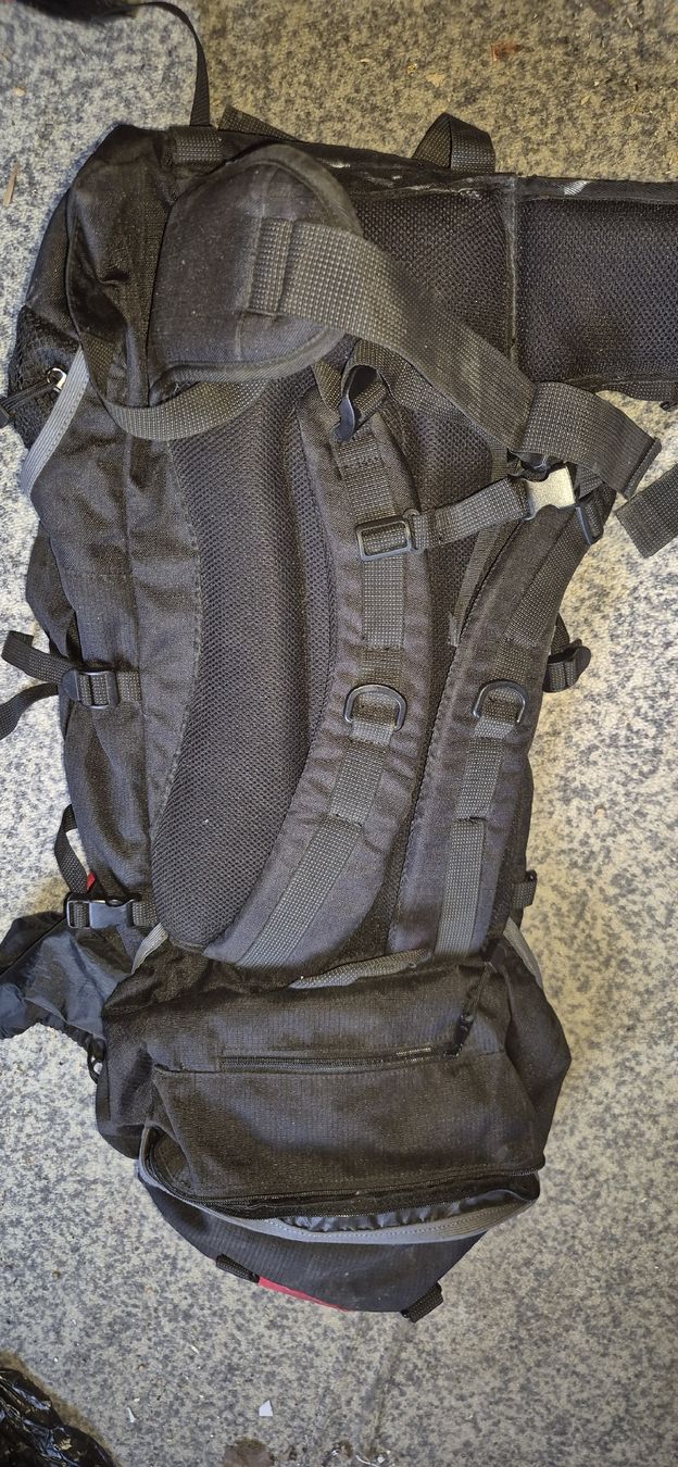 Sacs à dos: Rucksack Big Tramp Phantom Pro 40 gebraucht – D'occasion à Netstal par rin_qm2x 1