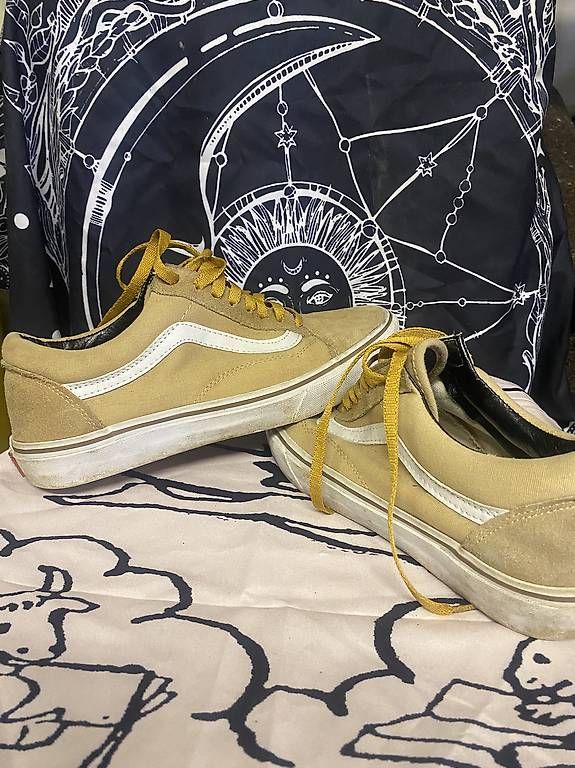 Vans Scarpe da uomo: Vans Old Skool  Senfgelb / Ocker / Tan  Gr. 43 – Usato da Bottmingen venduto da Bordsteinkante