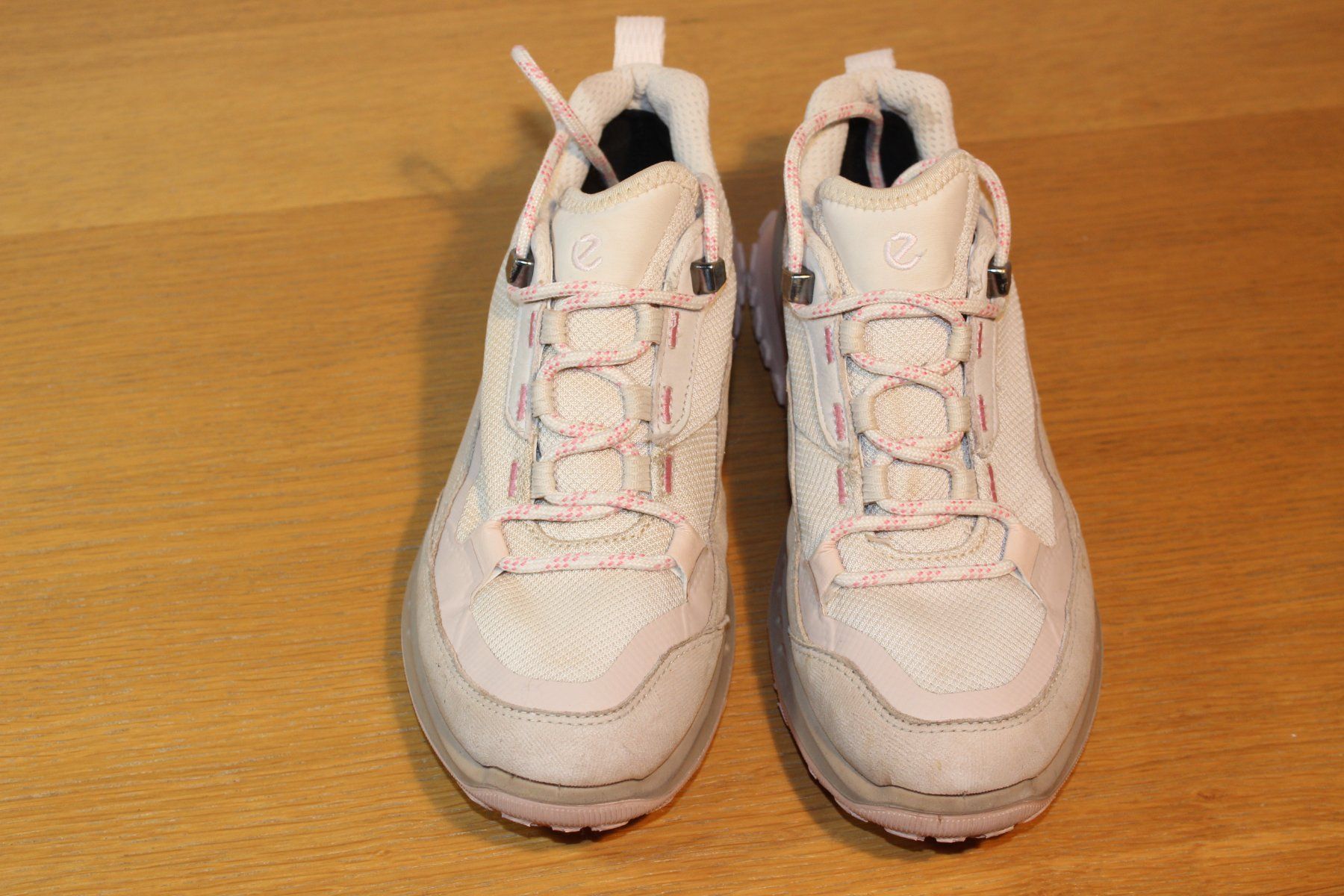 Scarpe per ragazze: Ecco Sneakers, Gr. 35 – Usato da Basel venduto da Mila_Graf 1