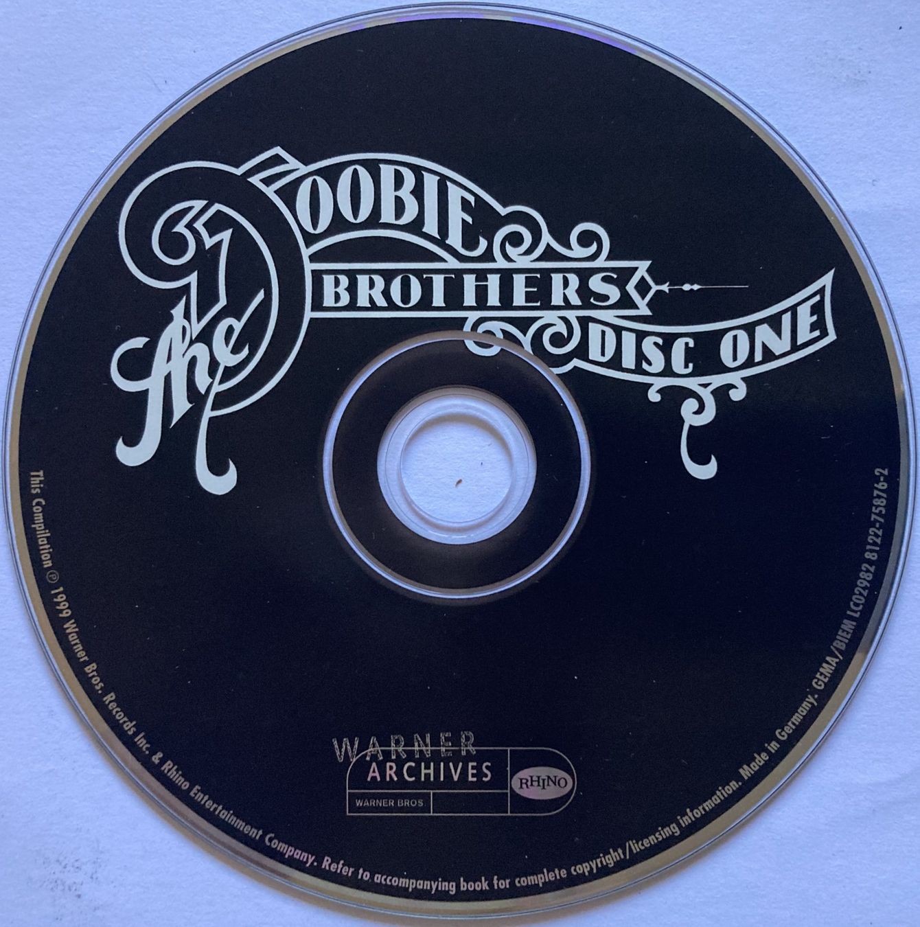 CD: THE DOOBIE BROTHERS - LONG TRAIN RUNNIN' 1970-2000 – Usato da Bottens venduto da hotter-than-hell 5