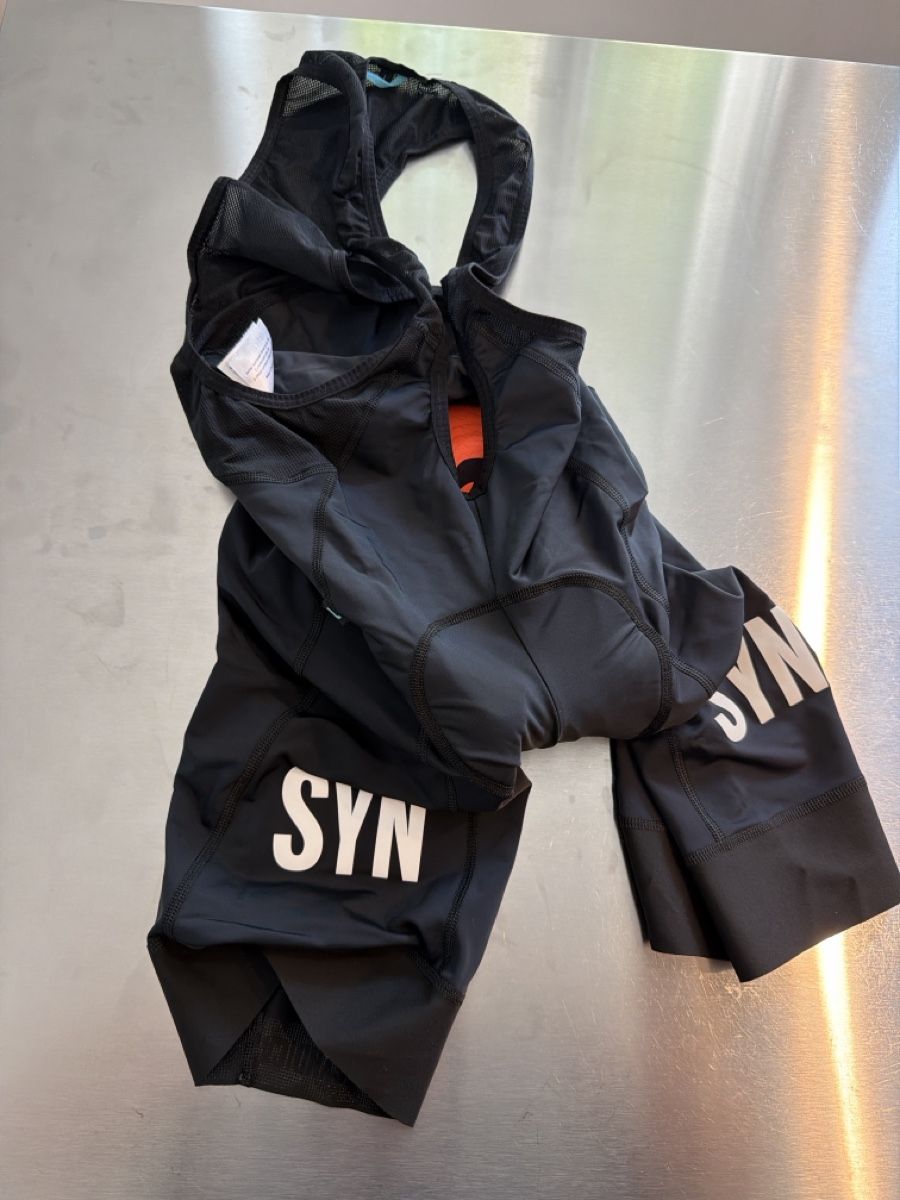 Pantaloni: SYN Bib Short Large – Usato da Zürich venduto da pfe_k8sw