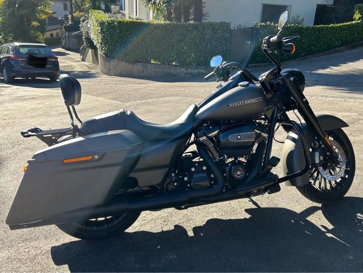 Harley-Davidson Touring: Harley-Davidson Road King Special – Usato da Novaggio venduto da WildSam 3