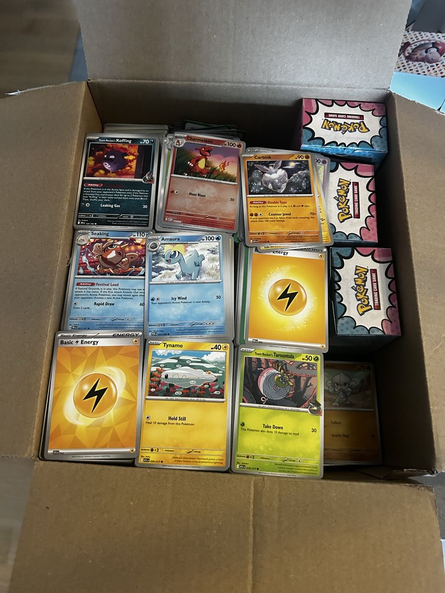 Pokémon Carte collezionabili: 4000+ Bulk Pokémon cards (common, reverse, holo) – Usato da St-Légier-Chiésaz venduto da John1814