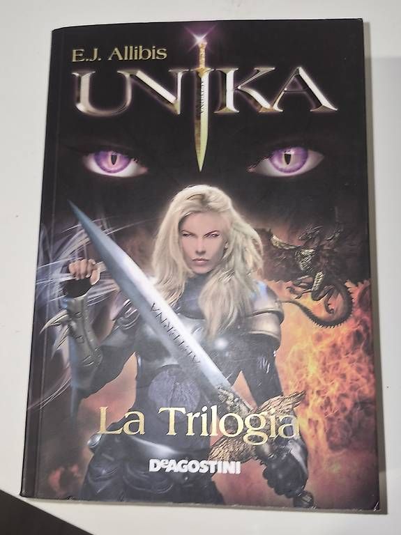 Bücher: Vendo libro unika – Neu und originalverpackt aus Pregassona von Paolinhaaa88