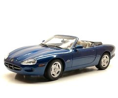 Jaguar XK 8 Cabriolet 1-18 Maisto Nr 106