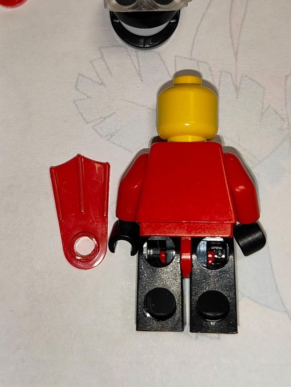 Lego Kit di costruzioni: Legofigur  div015a	 Divers - Red Diver 2  /C36 – Usato da St. Gallen venduto da Bisaknosp 7