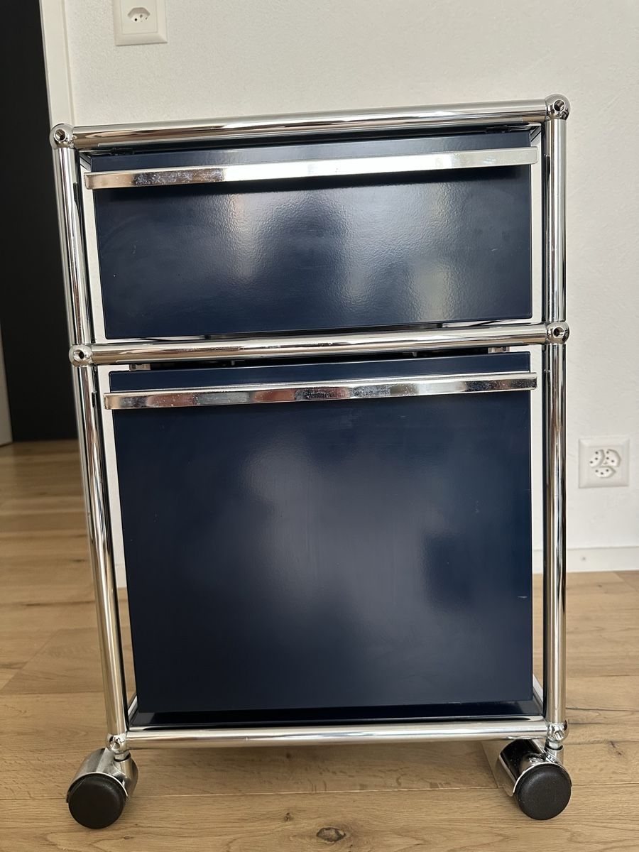 Banconi: Rollcontainer dunkelblau Metall Chrom Rollen 2 Schubladen – Usato da Thalwil venduto da saco1402 1