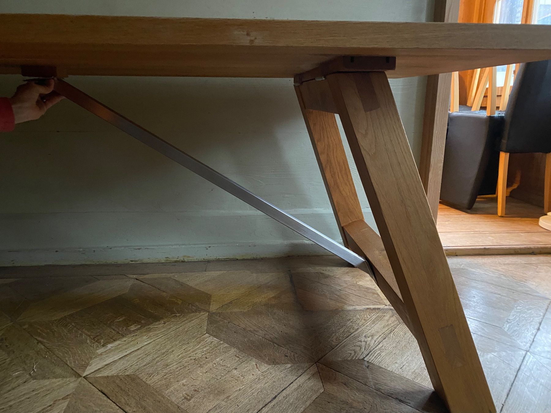Tavoli: Massiver Eichen Esstisch aus Holz – Usato da Lenk im Simmental venduto da Miguelle 4