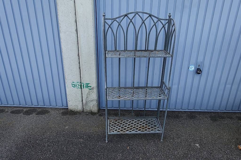 Scaffali: Blumengestell aus Metall – Usato da Belp venduto da Mazarron58
