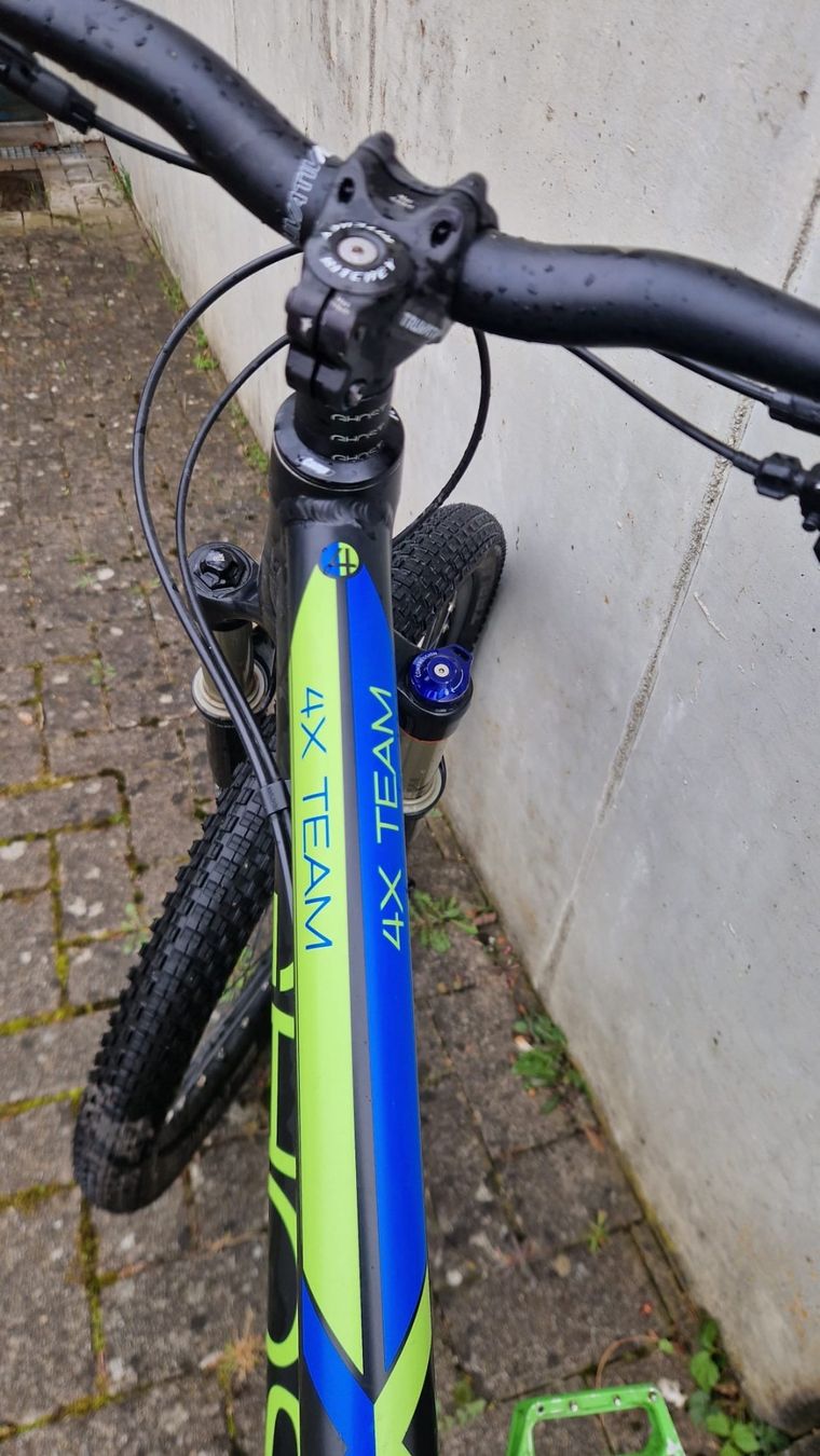 Ghost Biciclette: Ghost 4X Team Mountainbike – Usato da Lengnau AG venduto da kat_frq9 2