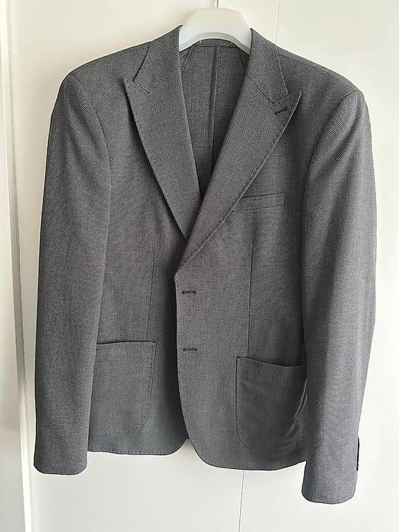 Costumes, combinaisons de sport et fonctionnelles: Anzug  – D'occasion à Baar par dan_88gy 1