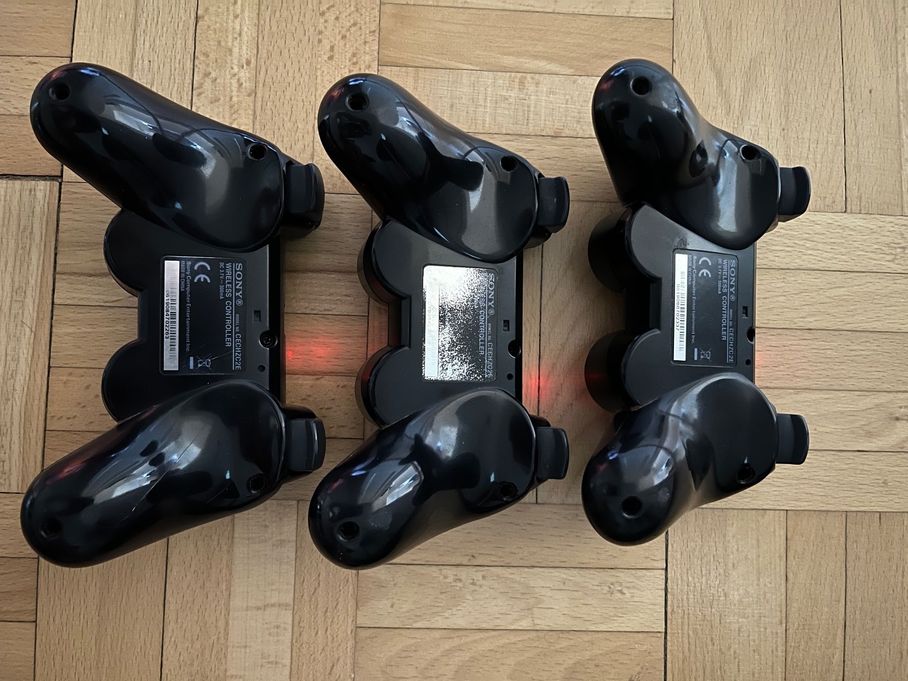Sony Konsolen: PS3 Super Slim Konsole inkl 3 Controller – Gebraucht aus Basel von Ruemli17 4